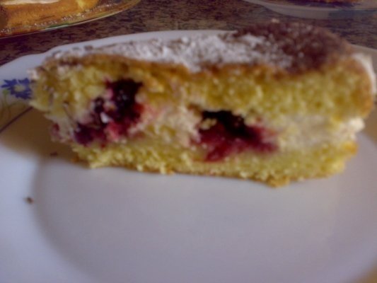 Pandispan cu crema de branza