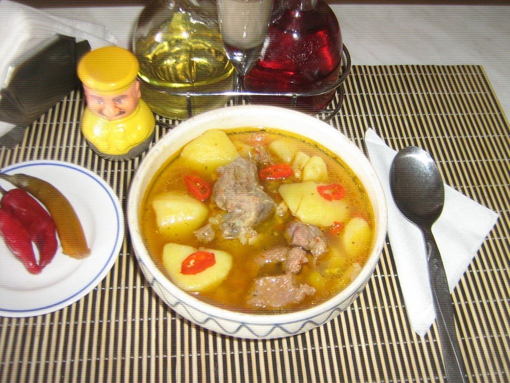 Zama gulas (Gulyas Leves)