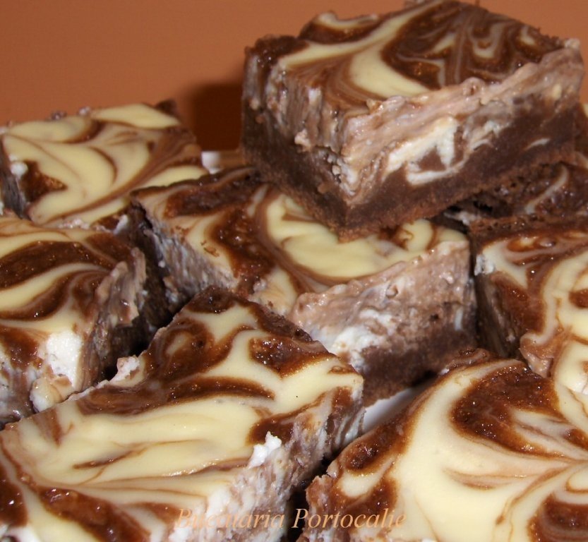 Cheesecake + Brownie