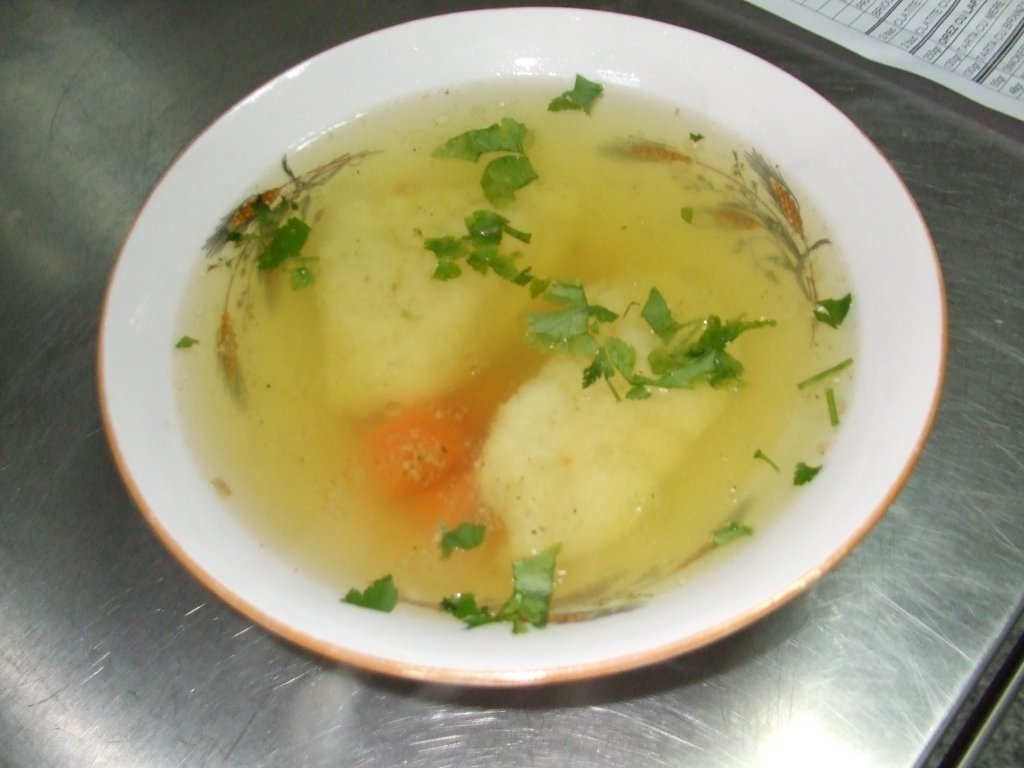 supa de pui cu galuste