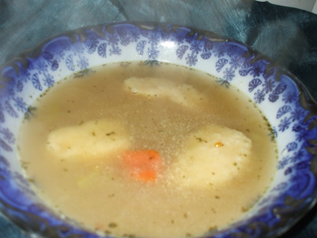 Supa de vacuta cu galuste