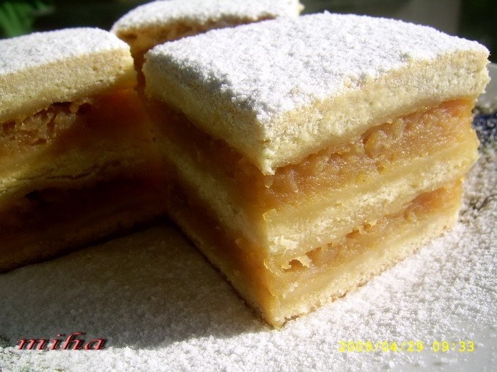 Prajitura frageda cu mere