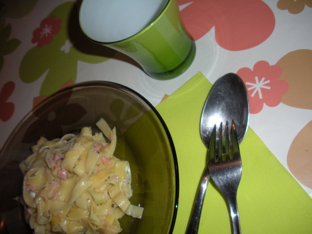 tagliatelle cu somon afumat