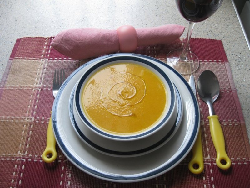 Supa crema cu suc de portocale (Sopa creme com sumo de laranja)