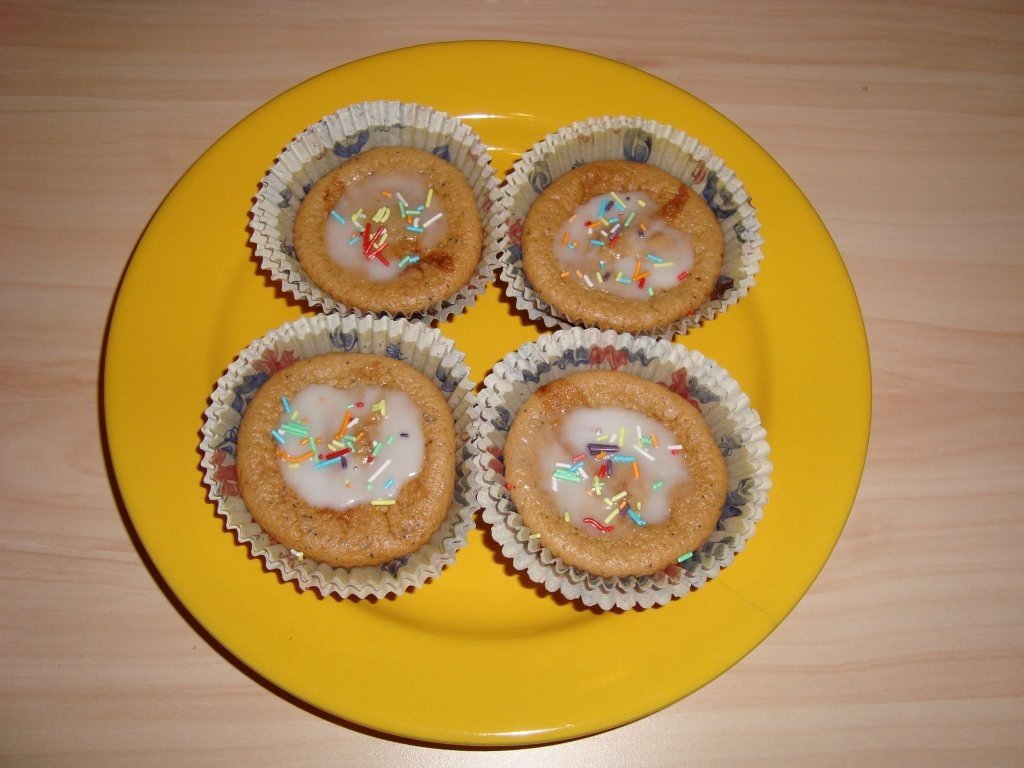 Briose cu nuca si visine