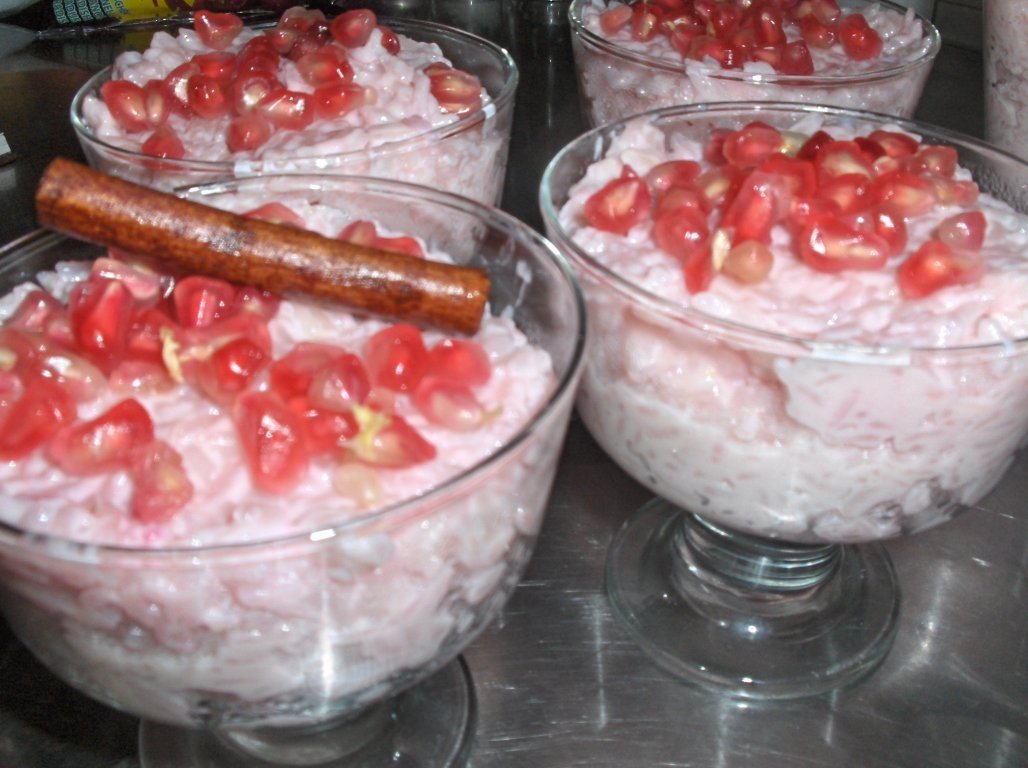 Orez dulce cu rodii (Arroz doce com romãs)