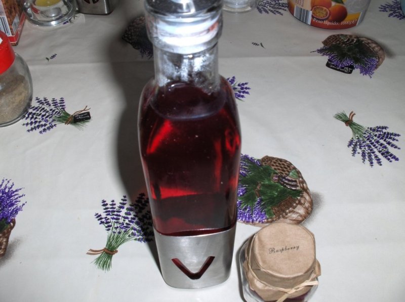 Vinagre de Framboesa (Otet aromat cu zmeurã)