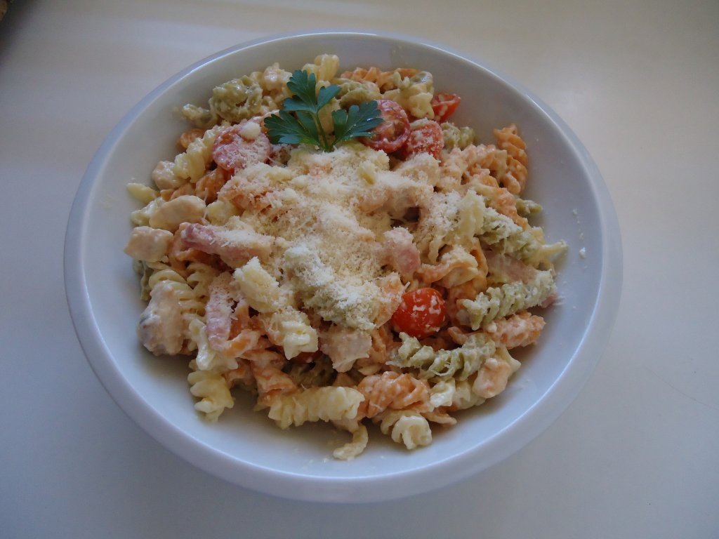 Paste cu pui si bacon