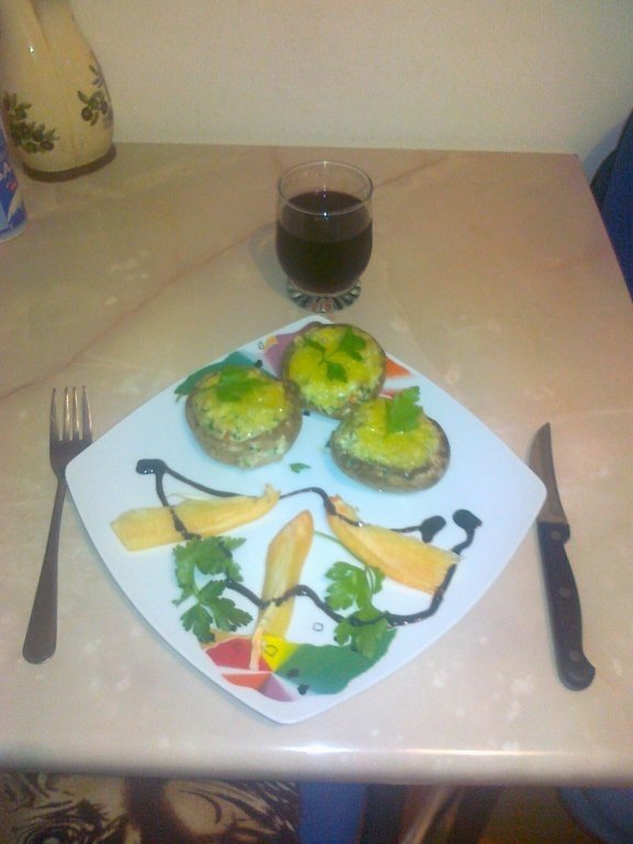 Ciuperci umplute la cuptor