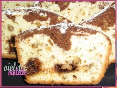 Chec din albusuri cu nuci si cicolata