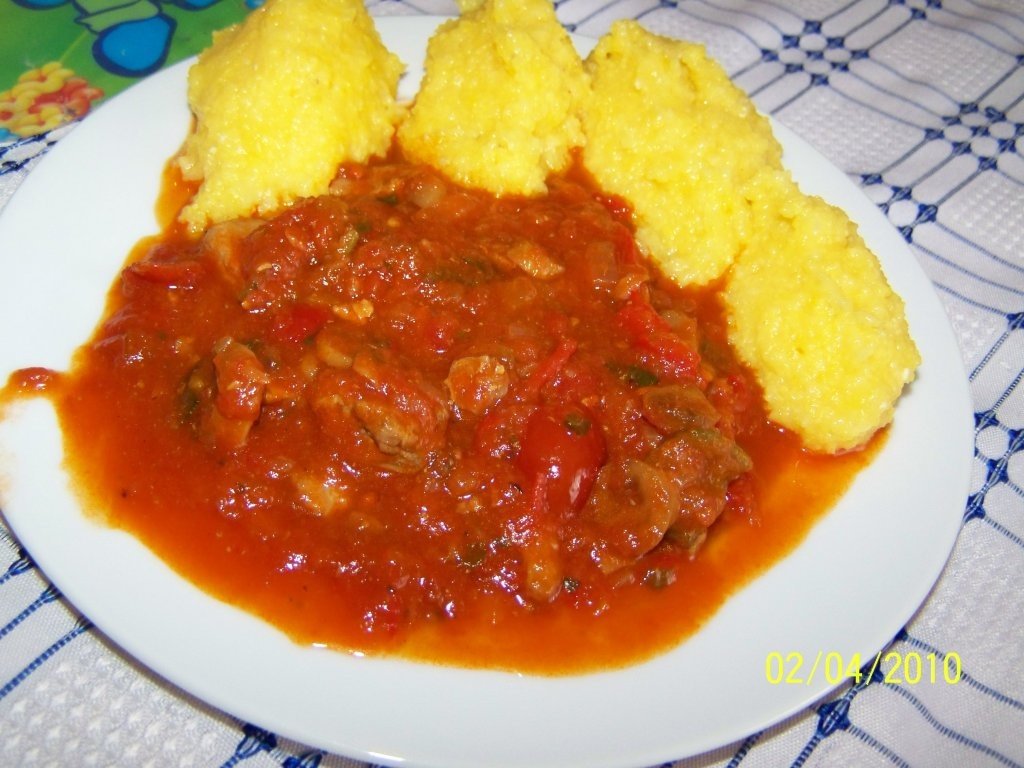 tocanita de rosi cu mamaliguta