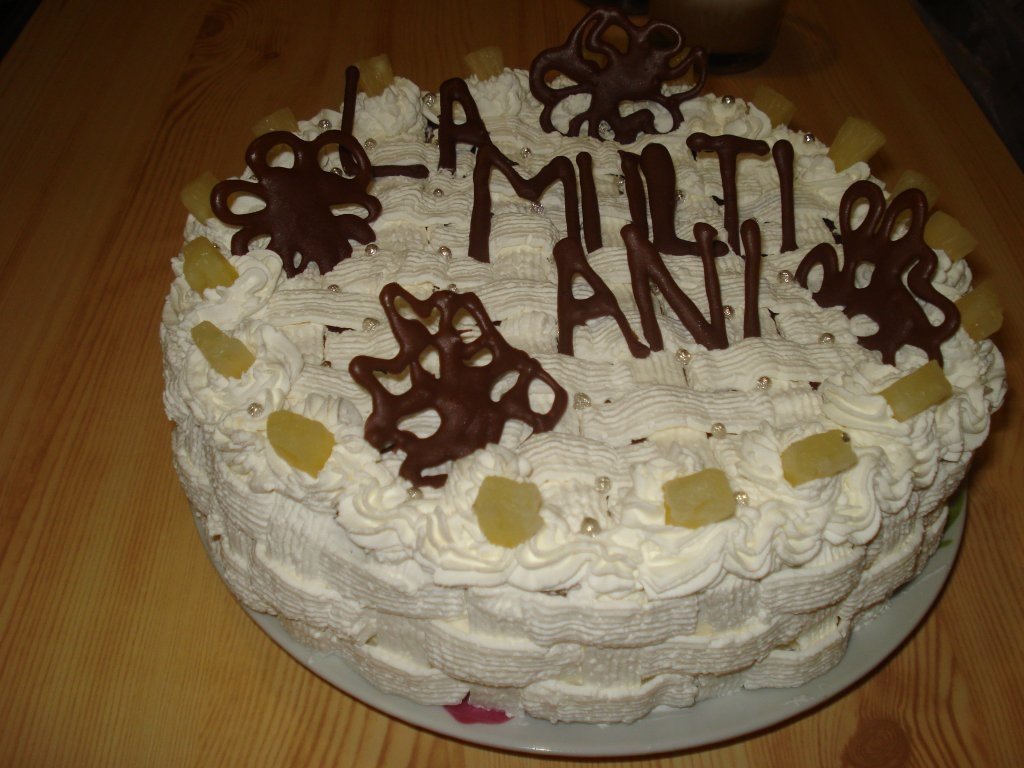 Tort cu branza si ananas