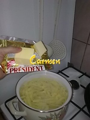 Pastrama de caprioara cu tagliatelle