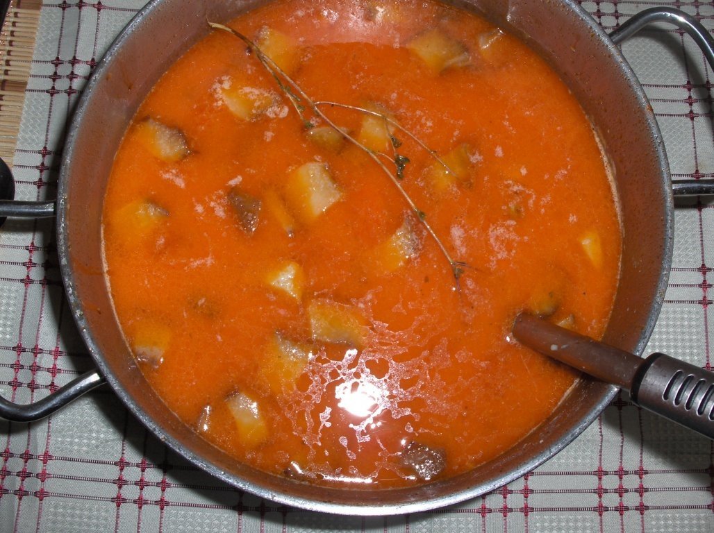 Ciorba de legume cu carne