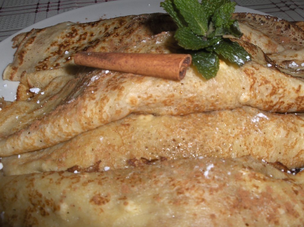 Clatite de mere caramelizate