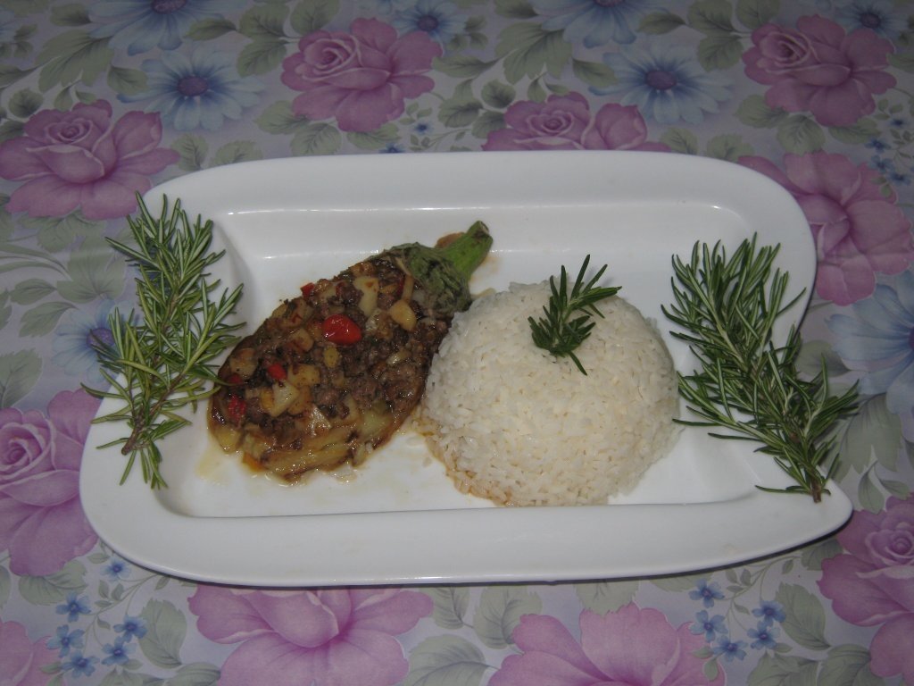 Vinete umplute la cuptor-specific tarilor arabe