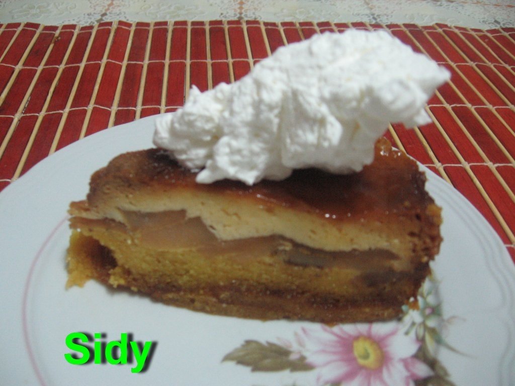 Tort de mere cu crema de zahar ars