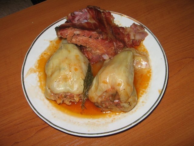 ardei umpluti cu ciolan