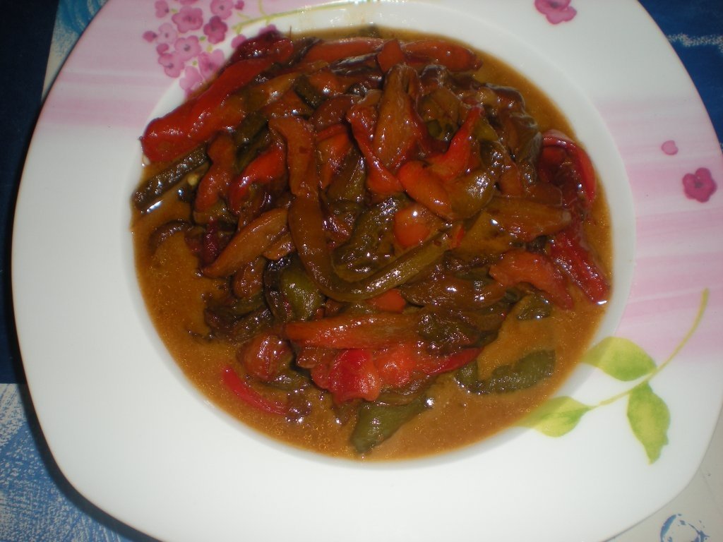 Ardei copti cu sos propriu(Pimientos asados)