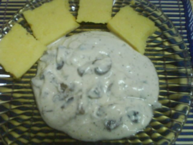 Mix de ciuperci cu sos de smantana