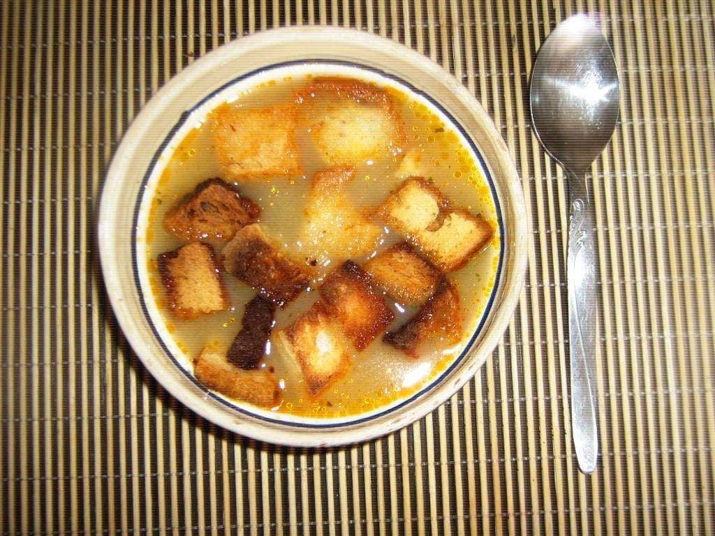 Supa de chimen cu crutoane (de post)