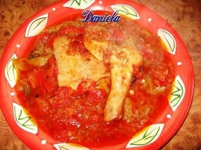 Mincare de ardei copti cu  pulpe de pui