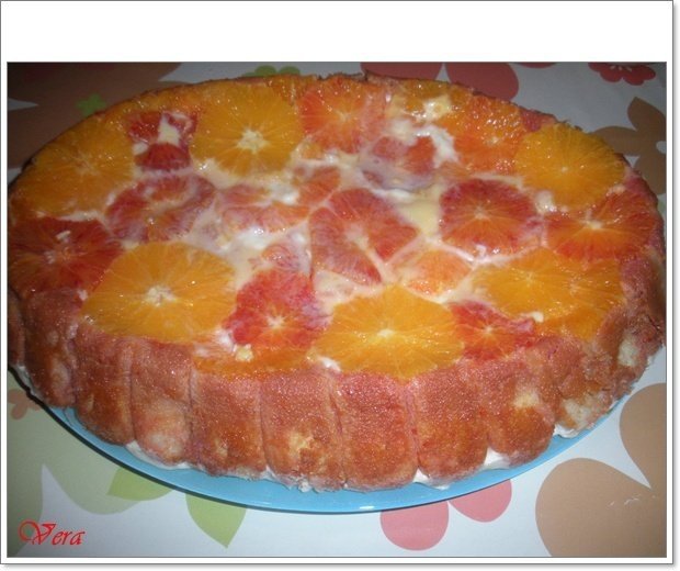 Tort cu fructe  si crema