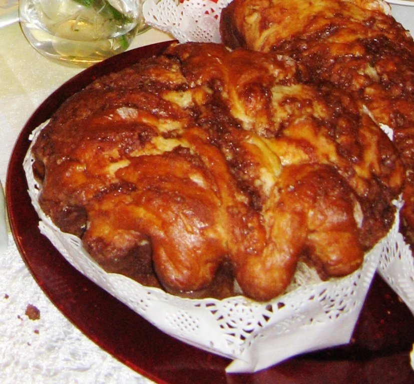 Cozonac cu nuca si cacao