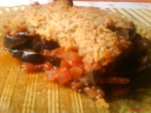 Vinete cu sos de rosii