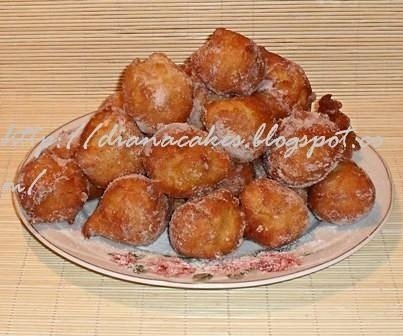 Bomboloni amorezate-gogosi din aluat oparit