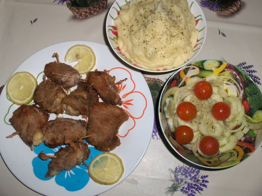 Snitele umplute cu cascaval