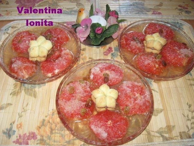 Grapefruit rosu in sos caramel