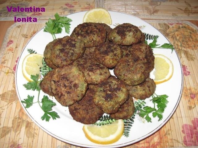 Chiftelute din guvizi de apa dulce