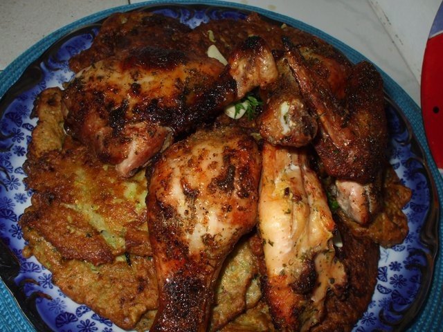 Pui la gratar cu crusta rumenita cu susan