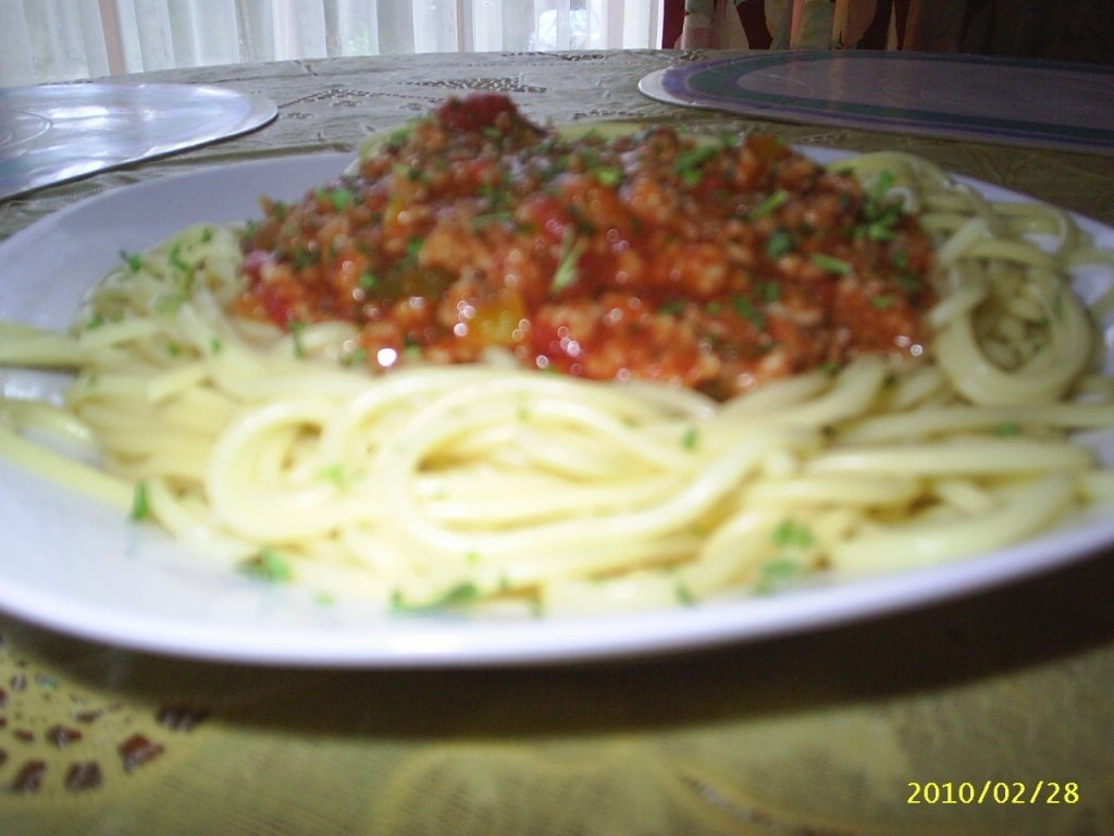 Spaghete a la Aurora