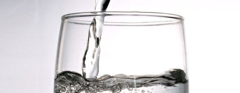 De ce are apa termen de valabilitate