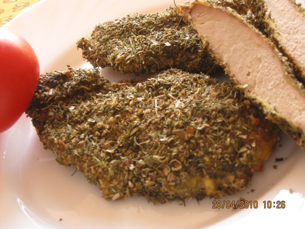 Piept de pui "tavalit" prin ierburi aromate