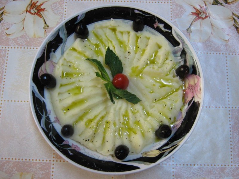 Salata de cartofi- specific tarilor arabe