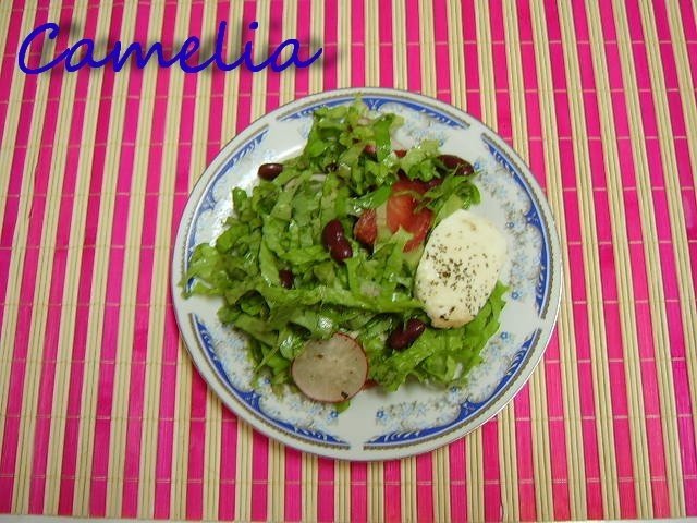 Salata de fasole cu mozzarella