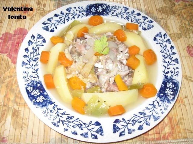 Rasol de peste uscat(sarat) cu legume si mujdei de usturoi