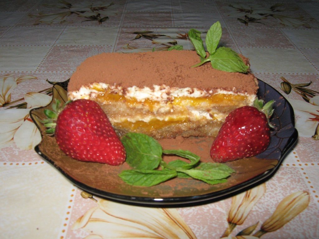 Tiramisu cu piersici
