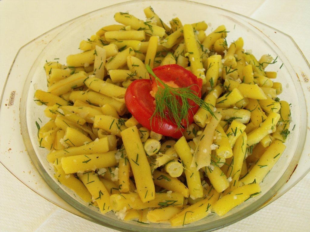 Salata de fasole verde. Reteta simpla, sanatoasa si gustoasa
