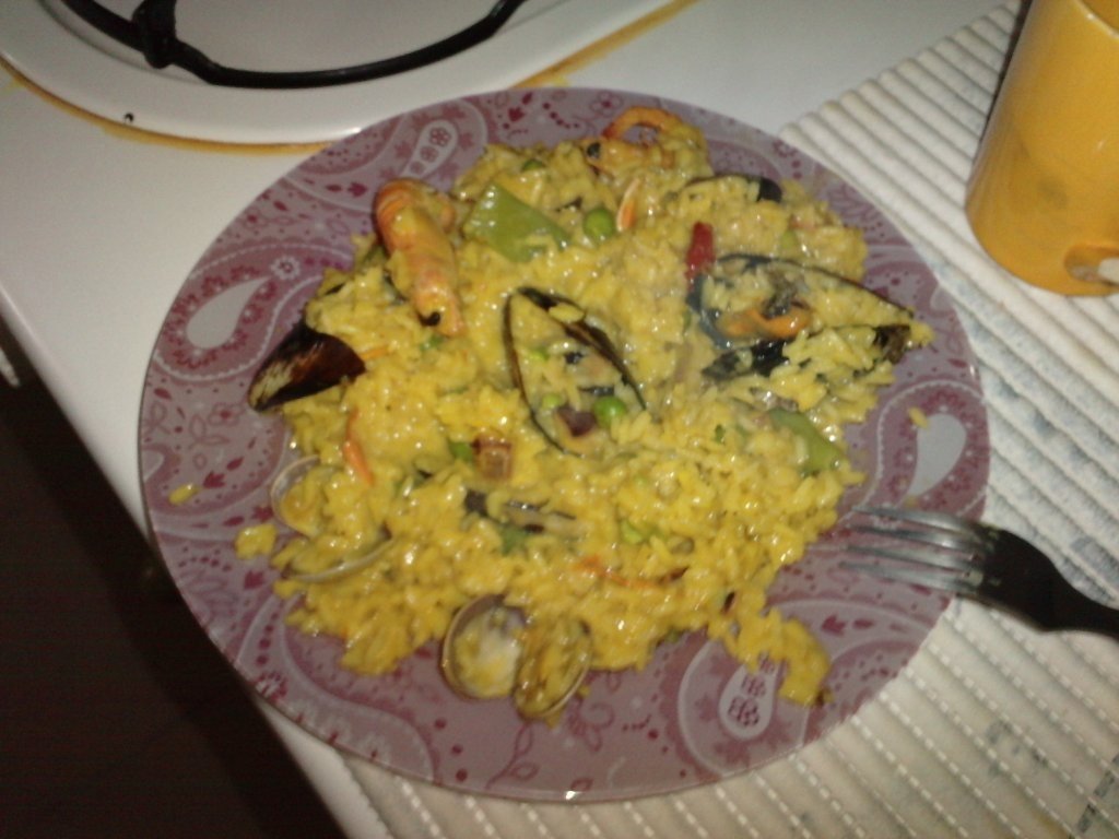 paella cu fructe de mare