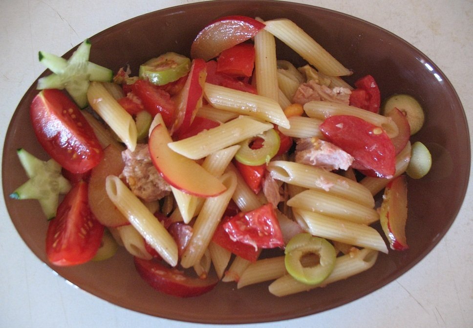Salata cu paste si ton