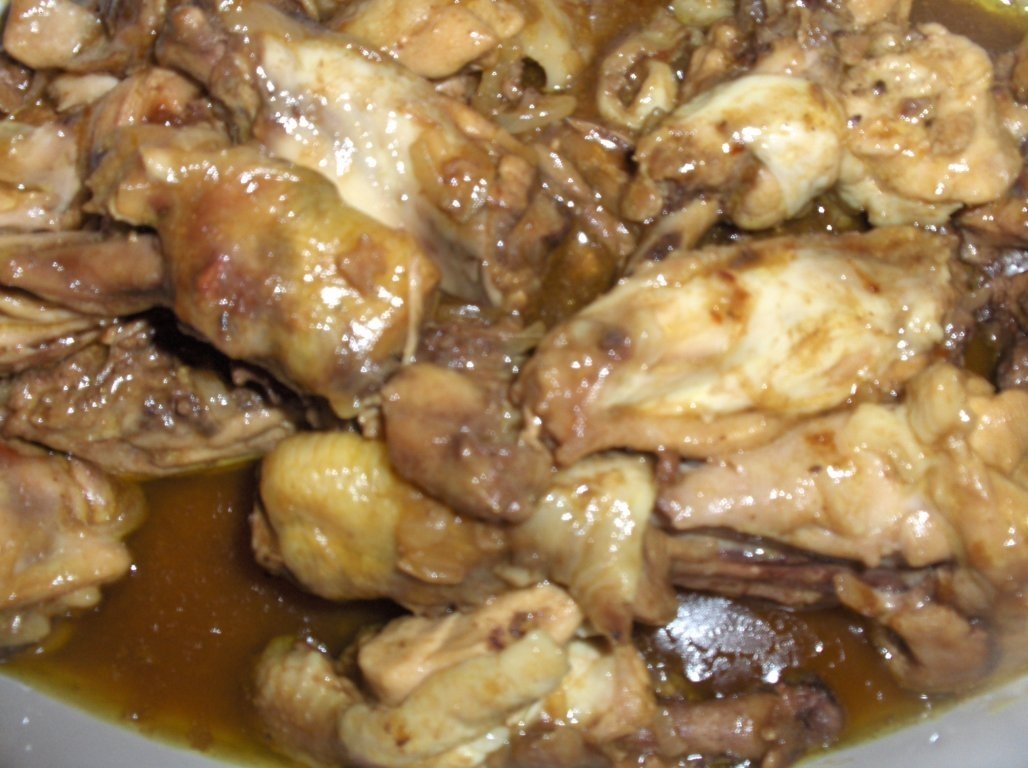 Pui în sos de bere (Frango com Cerveja)