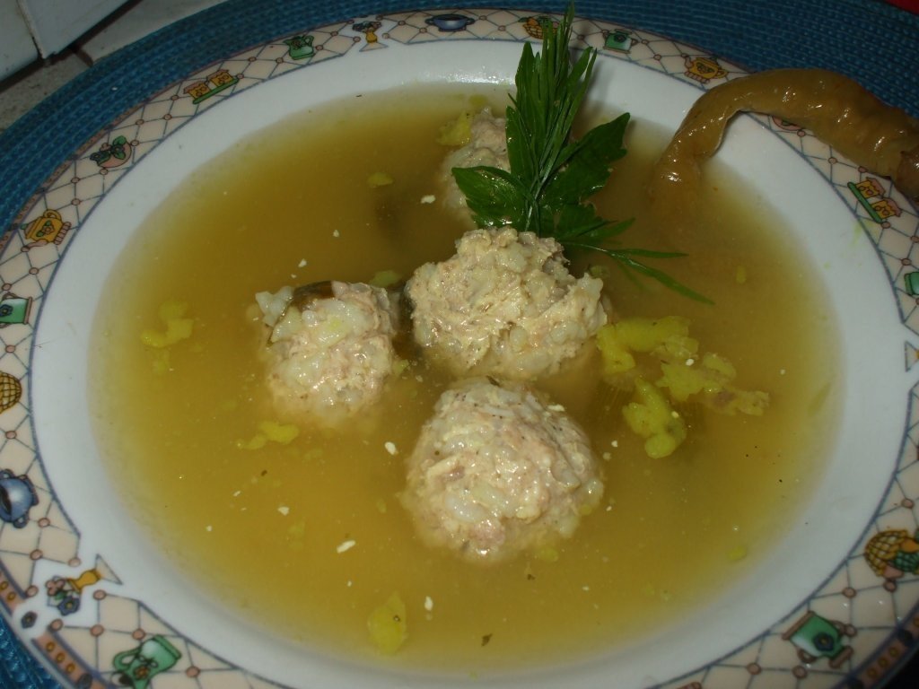 Ciorba de perisoare (idee Daf)