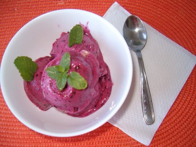 Inghetata sau shake din fructe si atat