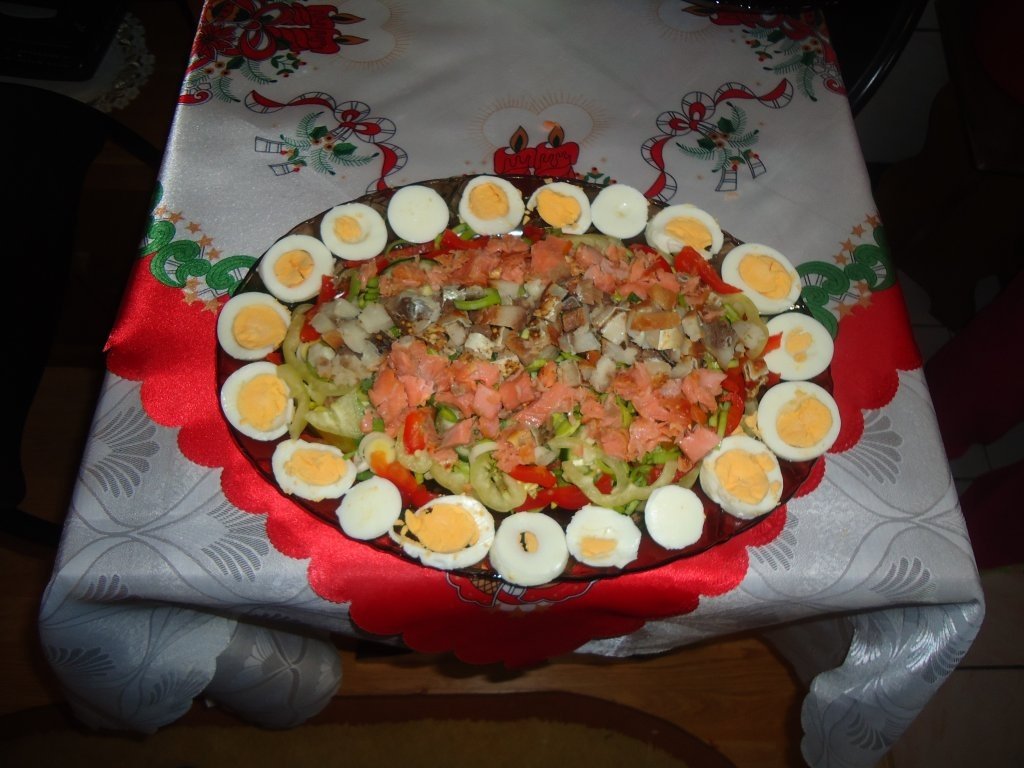 Salata cu somon si batog afumat