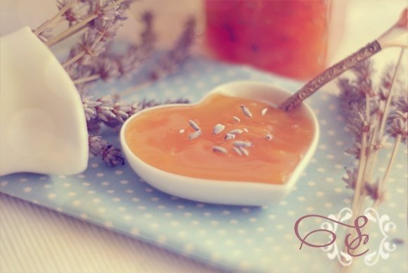 Gem de caise si lavanda