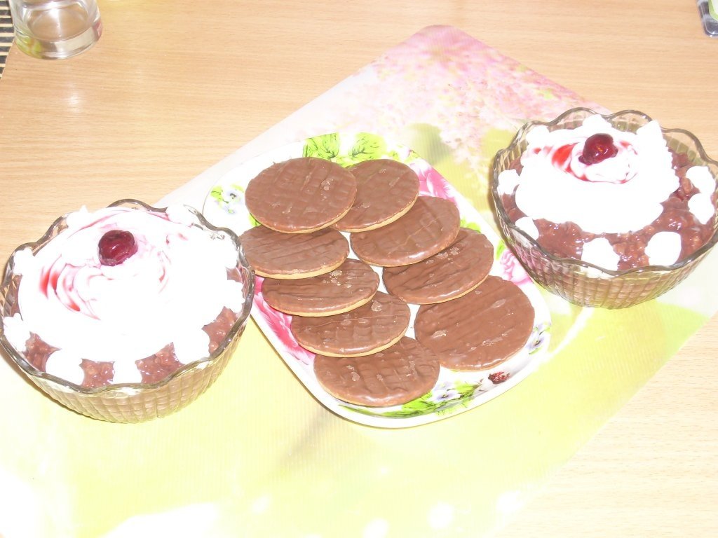 Budinca de orez cu ciocolata si frisca